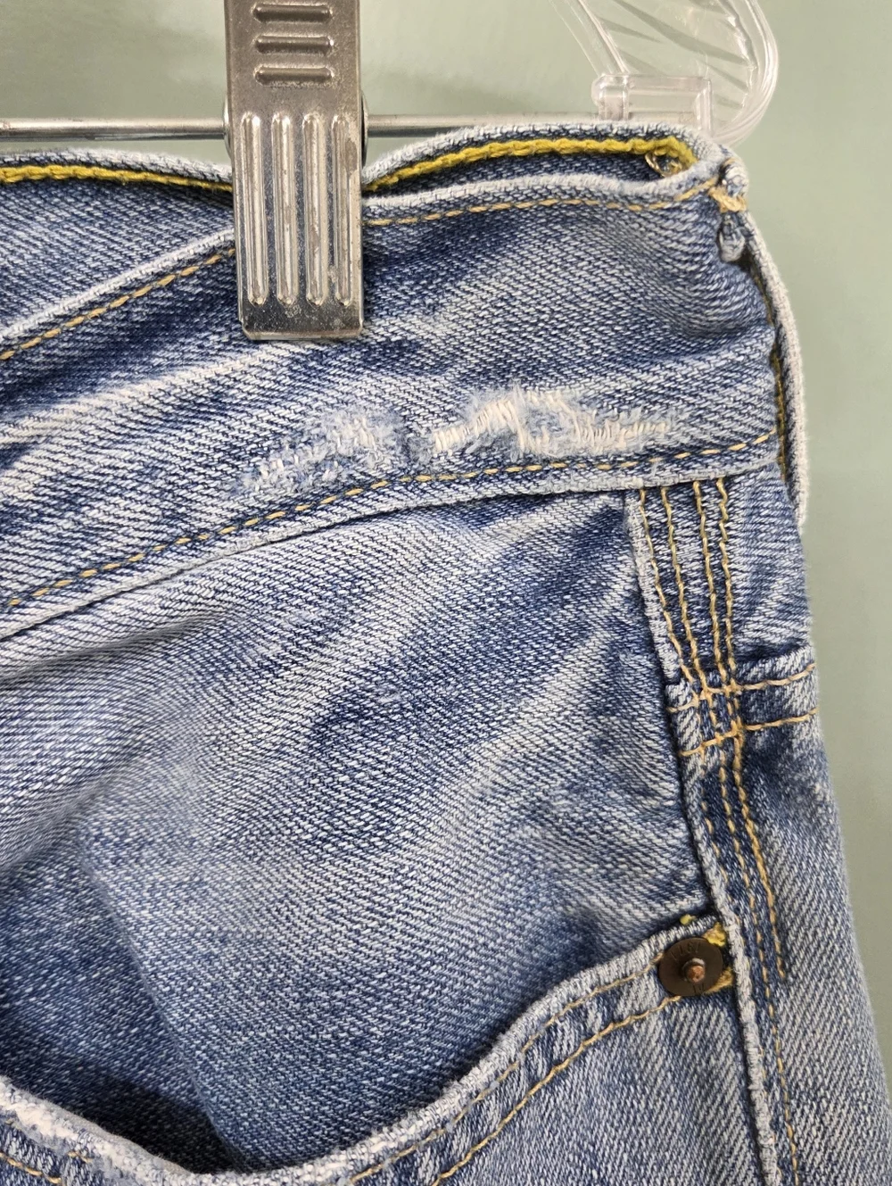 American Eagle Outfitters Mens Relaxed Straight Distressed Mens Jeans Size 33x30